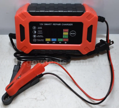 CARGADOR DE BATERIA PARA CARRO ROJO
